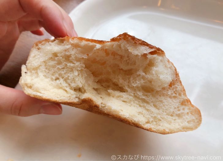 Tomtom（トムトム）吾妻橋店は石窯で焼かれたパンが絶品！イートインスペースありでパンの温め直しもしてくれる！