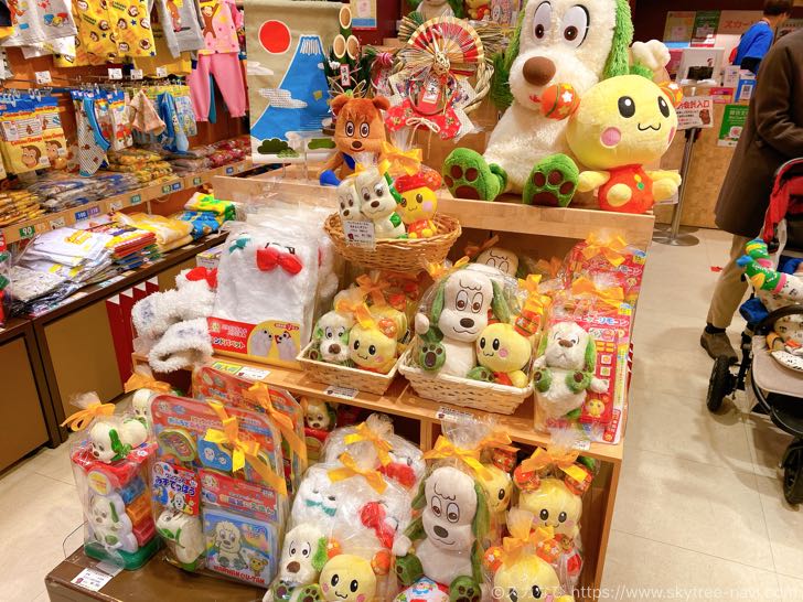 写真入り現地レポ Nhkキャラクターショップ 東京ソラマチ店 チコちゃんやいないいないばあっ おさるのジョージなどのグッズが超充実 スカなび