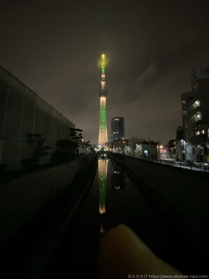 東京スカイツリーのクリスマス特別ライティング　2020