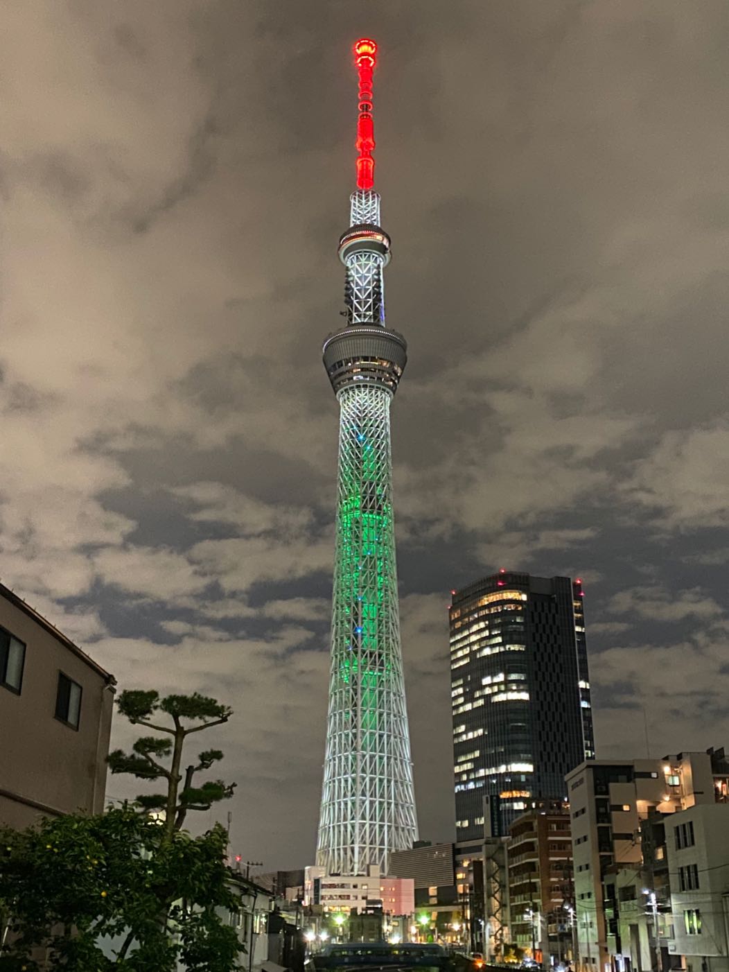 東京スカイツリー　鬼滅の刃　特別ライティング