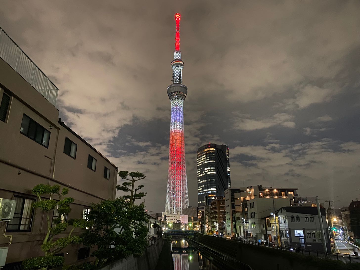 東京スカイツリー　鬼滅の刃　特別ライティング