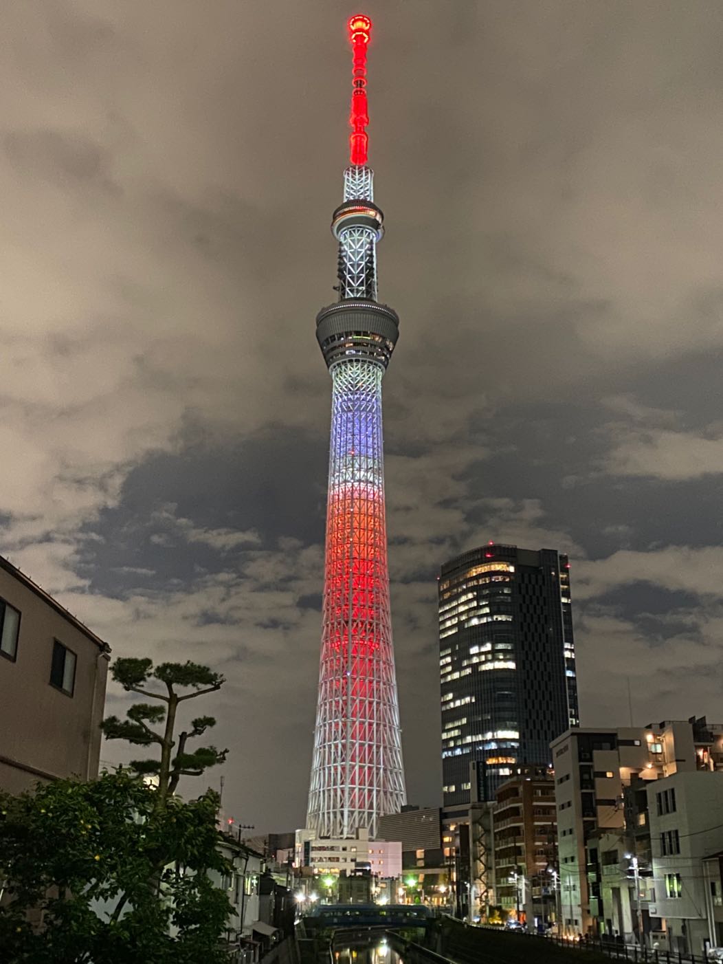 東京スカイツリー　鬼滅の刃　特別ライティング