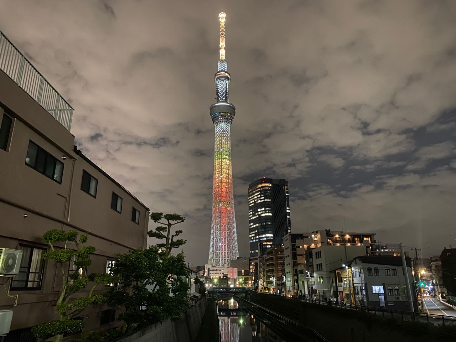 東京スカイツリー　鬼滅の刃　特別ライティング