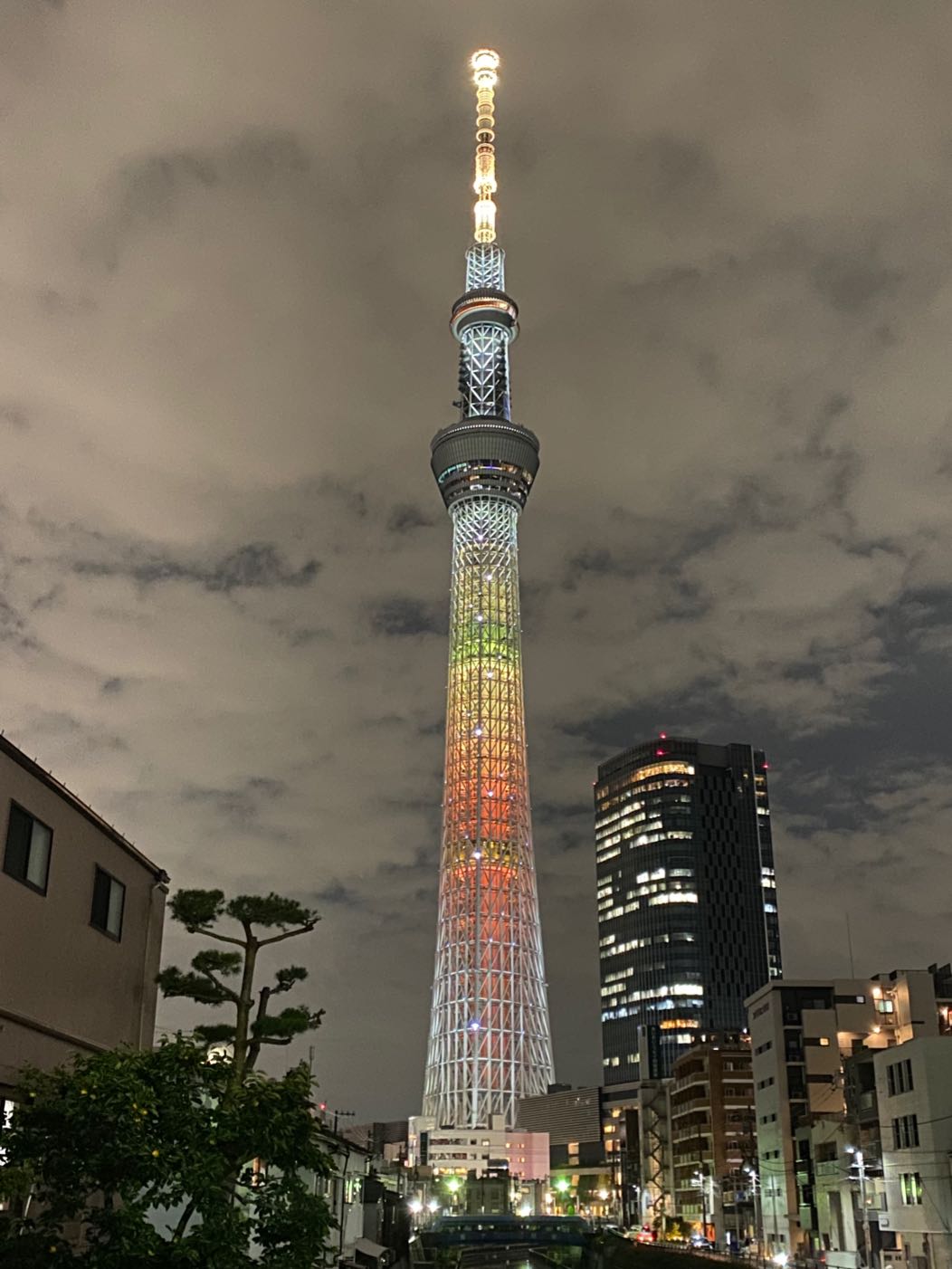 東京スカイツリー　鬼滅の刃　特別ライティング